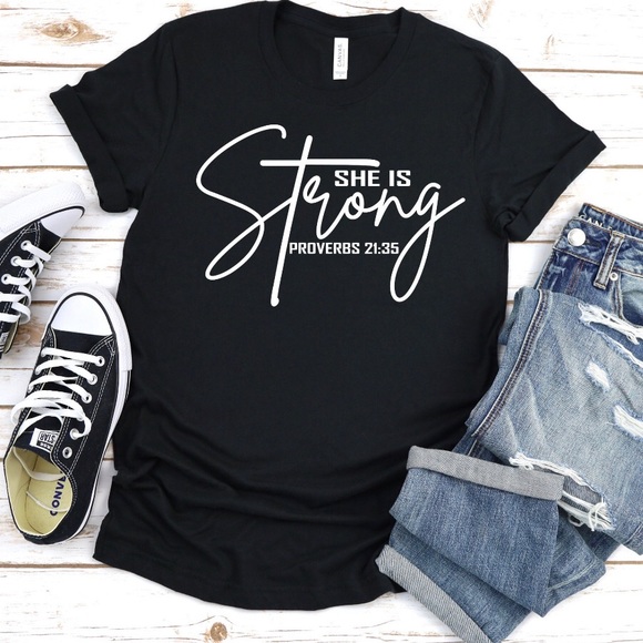 Pretty & Strong graphic top
